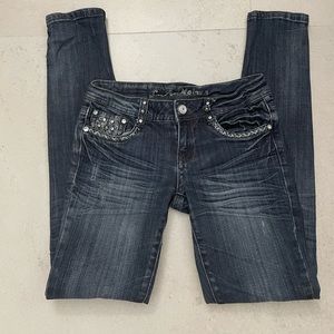 LA IDOL JEANS